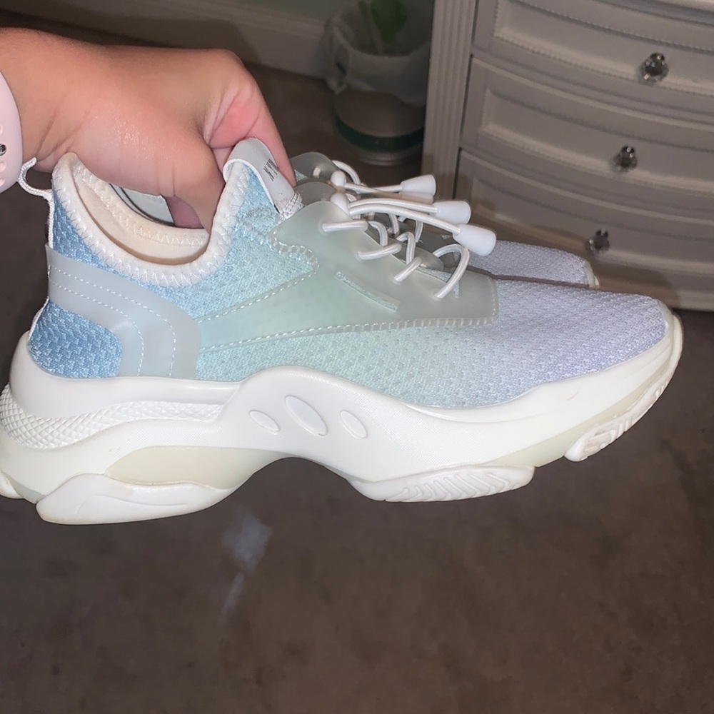 Steve Madden Sneakers